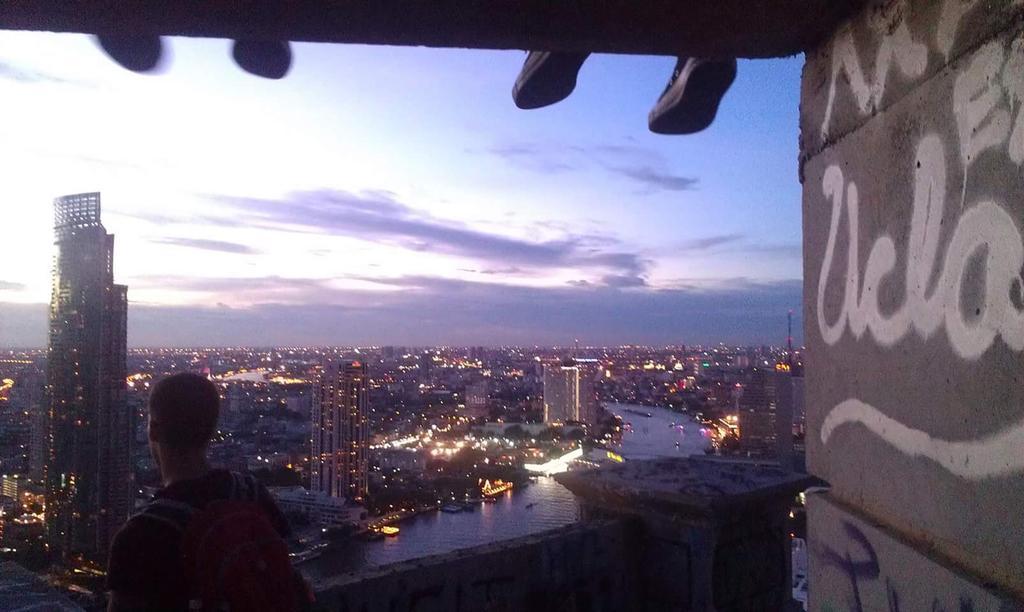 Big Orange Localstay At Siam Bangkok Esterno foto